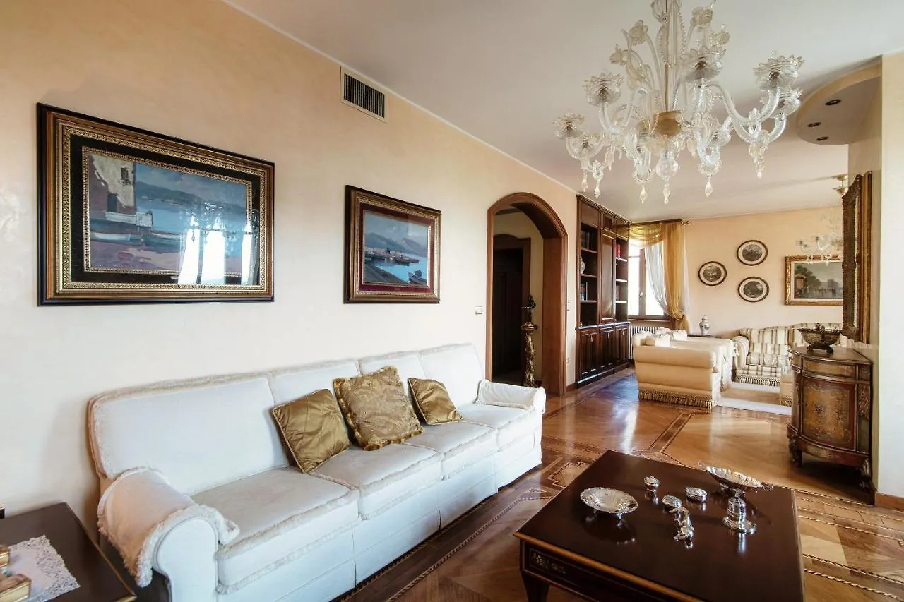 Charming & Luxury Villa Como Lake Olaszország
