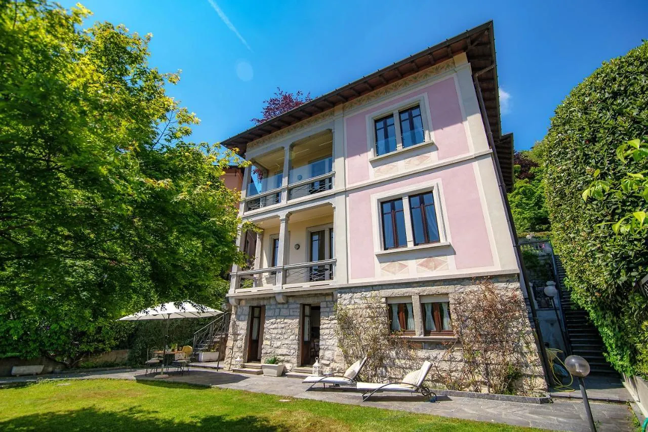 Charming & Luxury Villa Como Lake 0*,