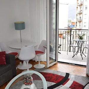 Frugol Nest Apartment