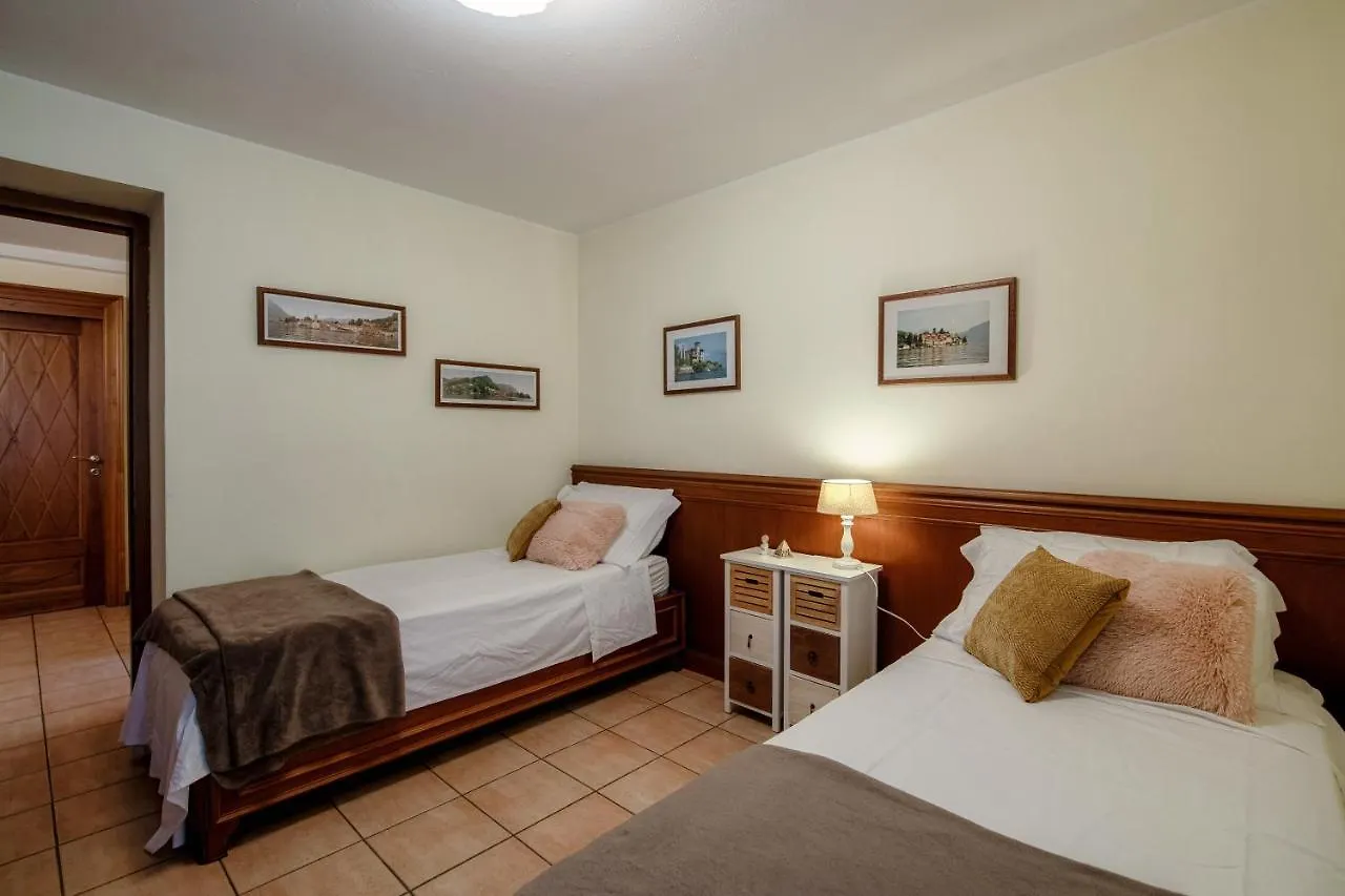 Charming & Luxury Villa Como Lake 0*,