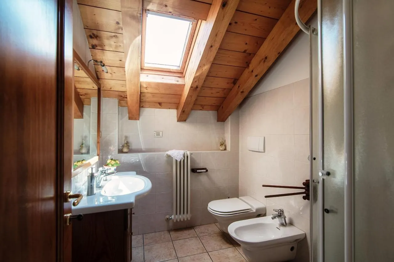 Charming & Luxury Villa Como Lake 0*,